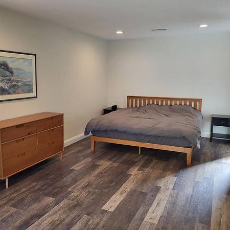טאוזנד אוקס Bouganvilla 4-Bedroom, 2-Baths, Single Family House מראה חיצוני תמונה